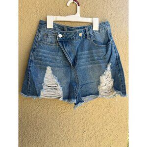 NWT Cloud Ten distressed ripped shorts cross cross button MEDIUM